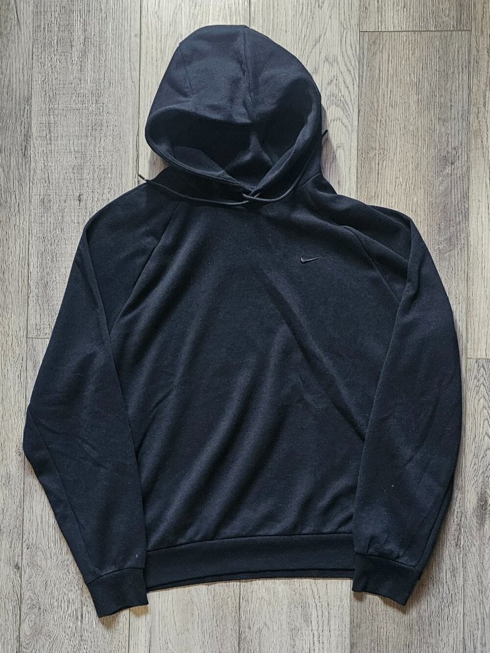 Nike Dri-FIT Men's Large Pullover Hoodie Black Small Embroidered Swoosh